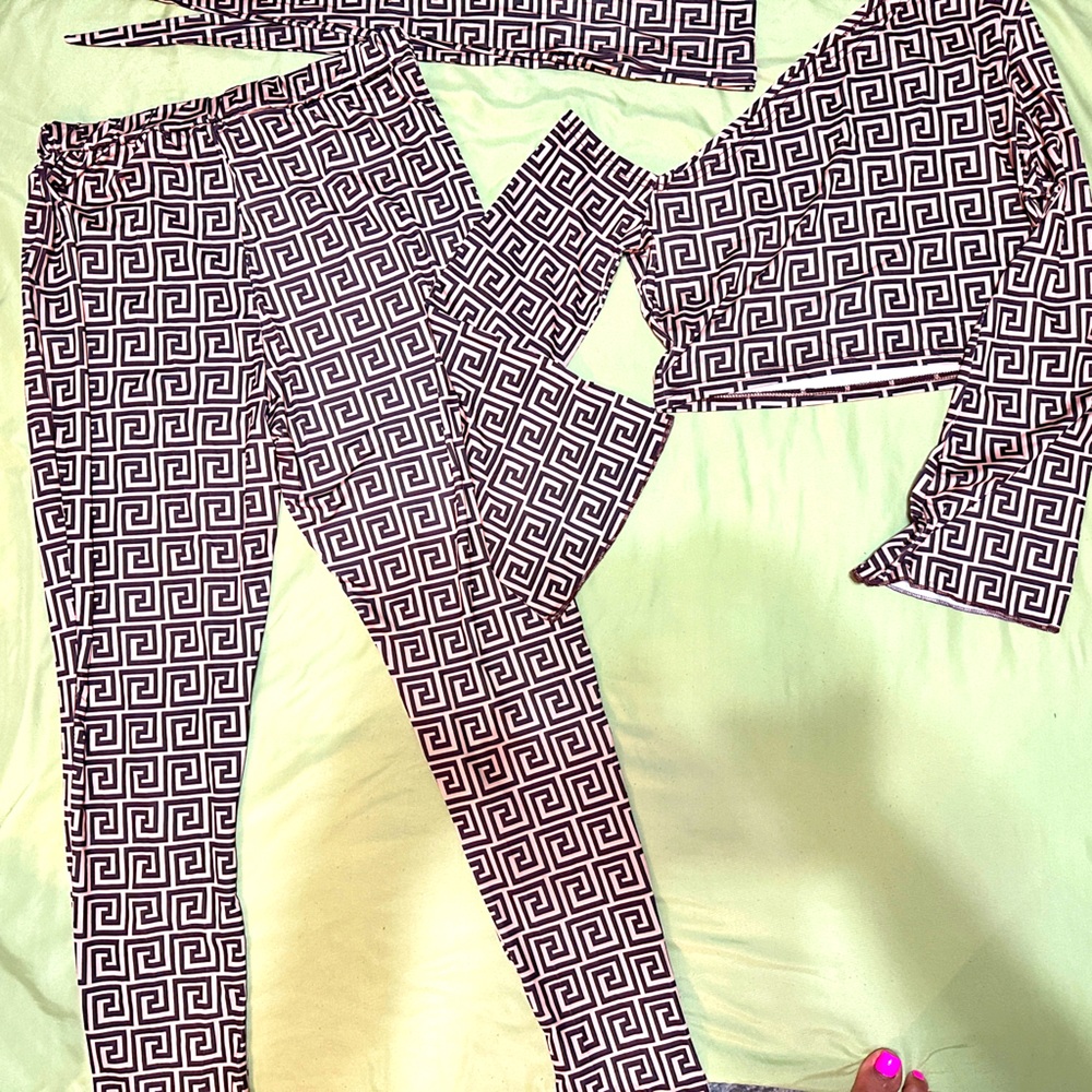 Dressy, to casual everyday wear brown & tan outfit with headband.